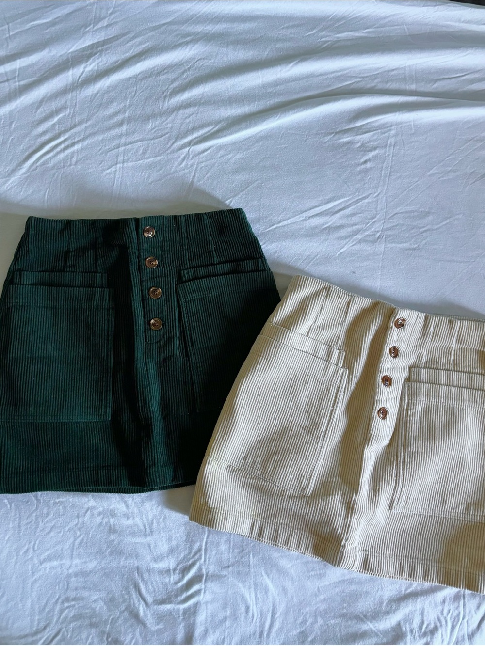 💛 2 for 1: Corduroy Button-Front Mini Skirt in Forest Green and Cream